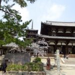 桜の季節に法隆寺へ行く
